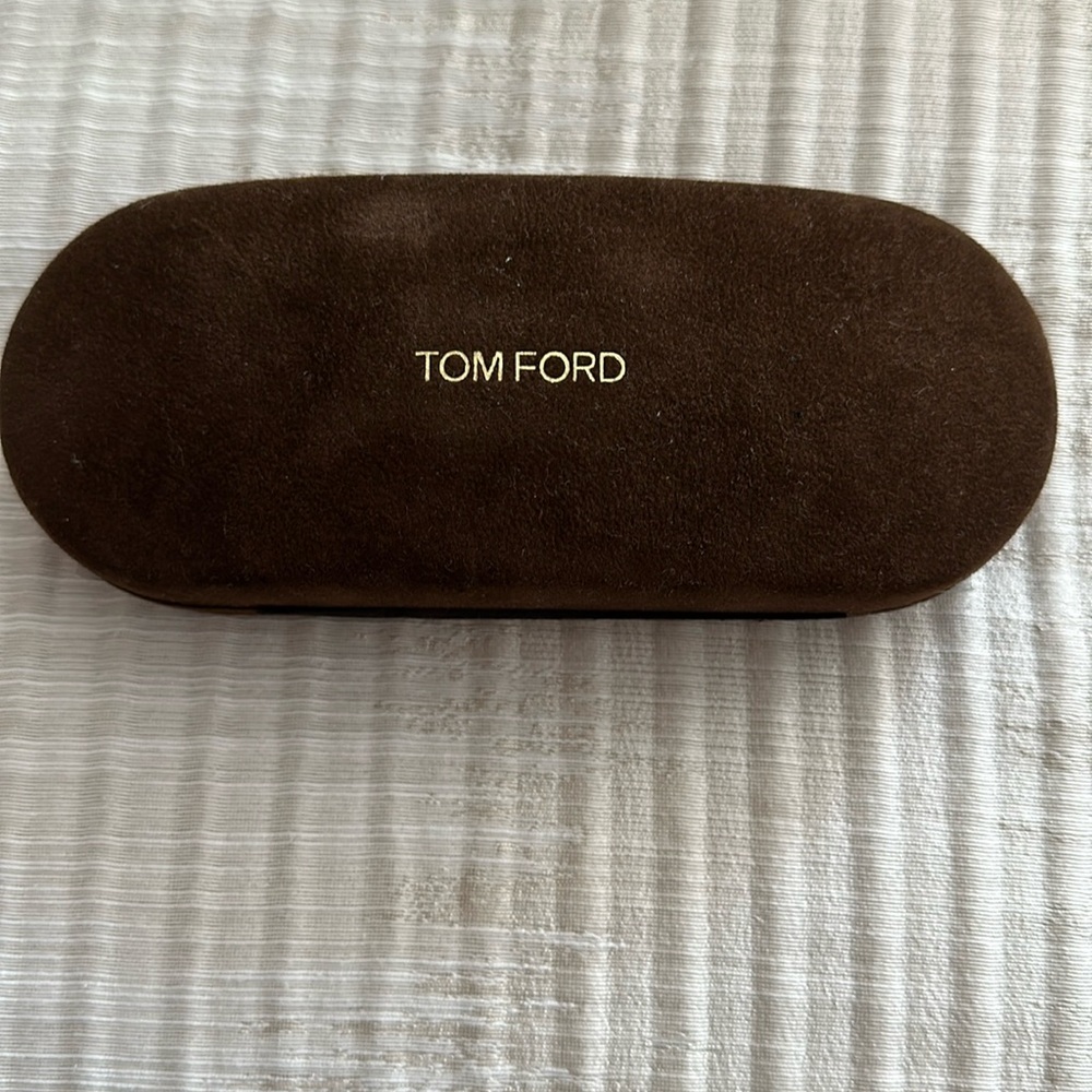 TOM FORD SUNGLASS CASE